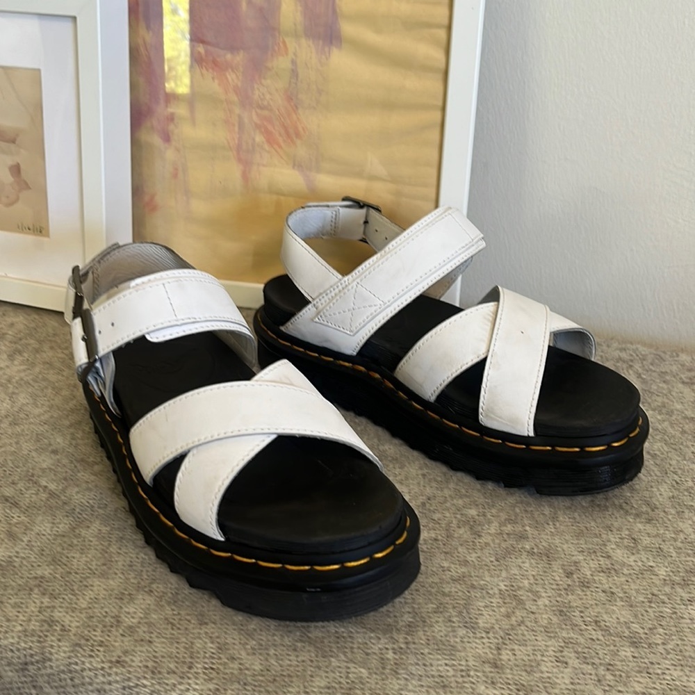 Dr. Marten white Voss II platform sandals Size 8